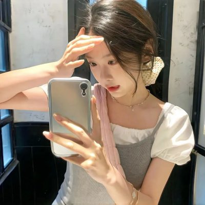 无边春色戏两儍